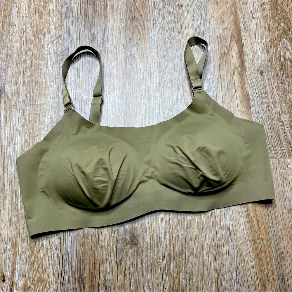 Knix Bra size Large Green